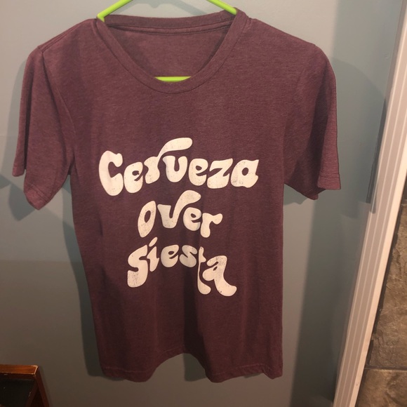 Tops - Graphic tee